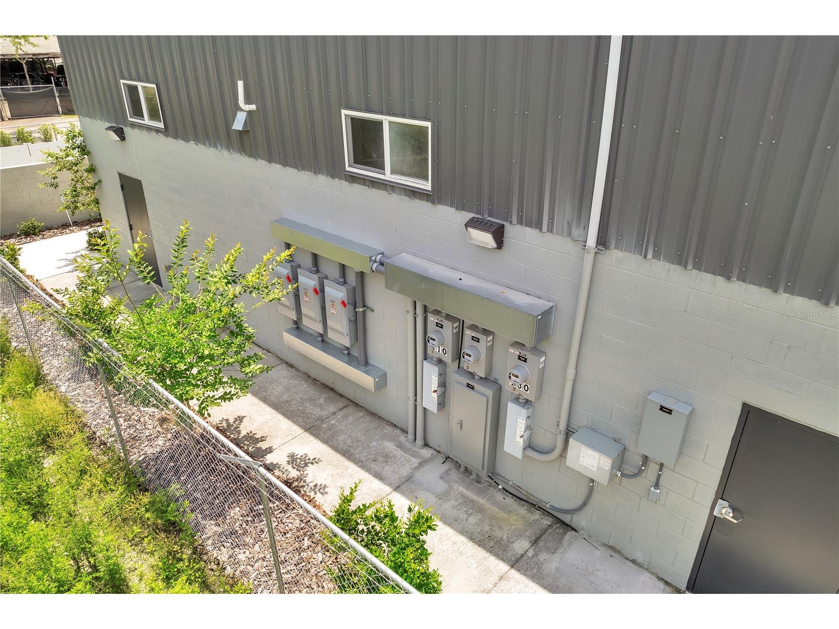 560 Barry Street Orlando FL 32808 O6400127 image9