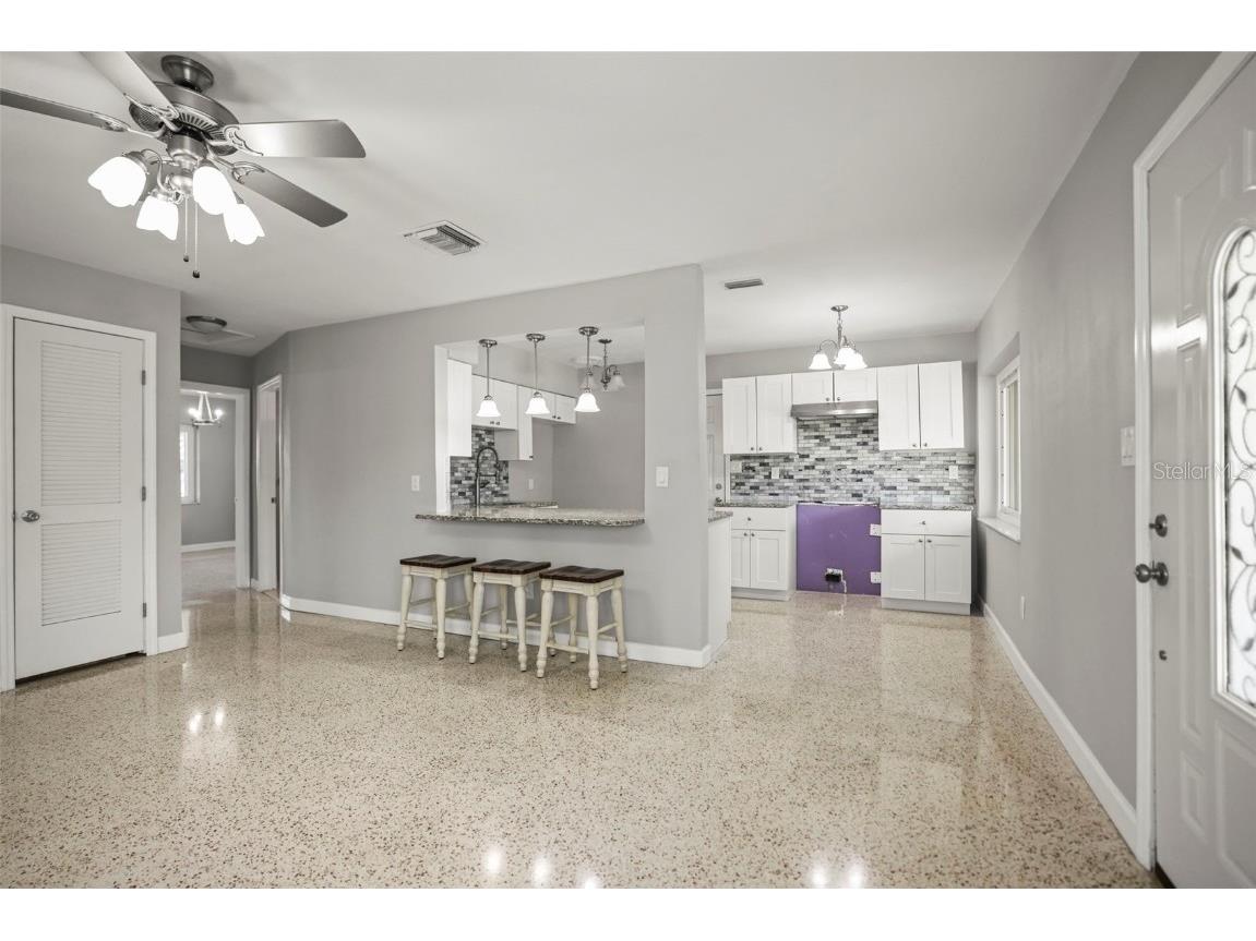 560 Baywood Drive S Dunedin FL 34698 TB8444088 image10