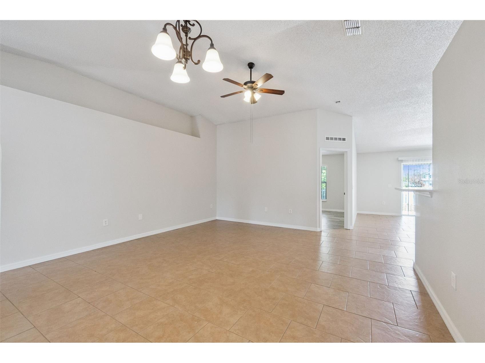 560 Brown Bear Way Saint Cloud FL 34772 - POND O6404036 image5