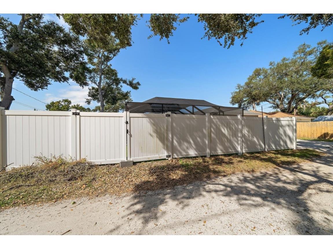 560 Clearwater Largo Road S Largo FL 33770 TB8441251 image34