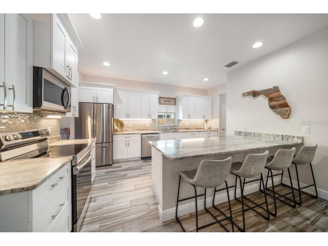 560 Clearwater Largo Road S Largo FL 33770 TB8441251 image6