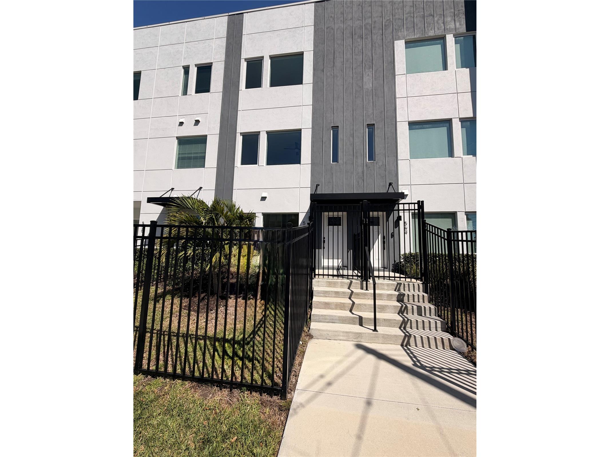 560 Dr Martin Luther King Jr Street S Saint Petersburg FL 33701 TB8488867 image1