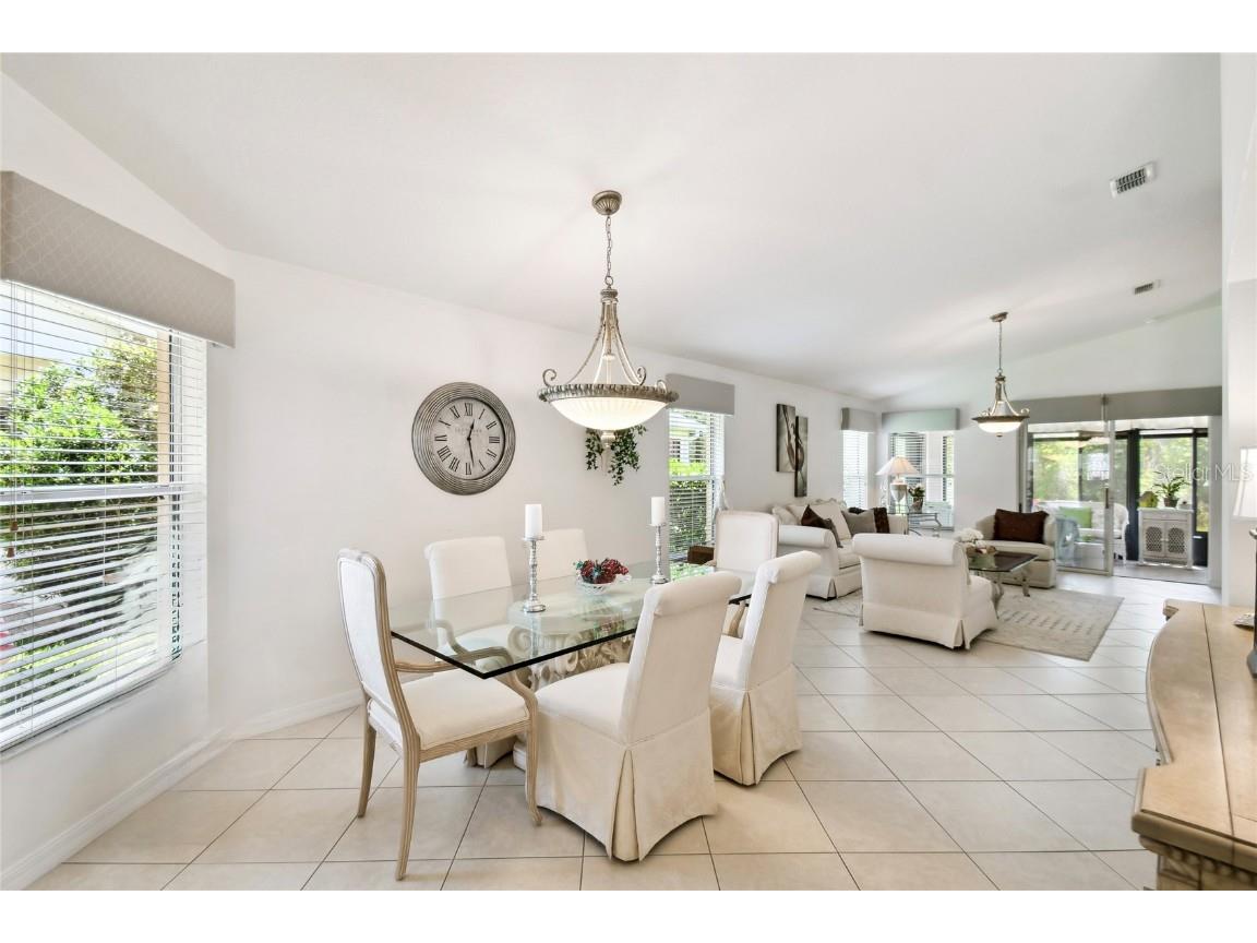 560 Grand Canal Dr Kissimmee FL 34759 S5134647 image10