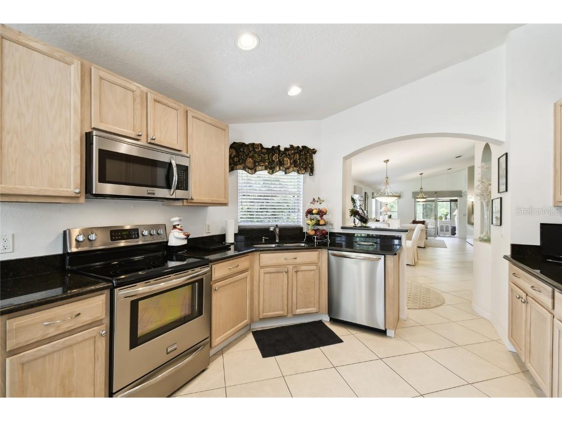 560 Grand Canal Dr Kissimmee FL 34759 S5134647 image17