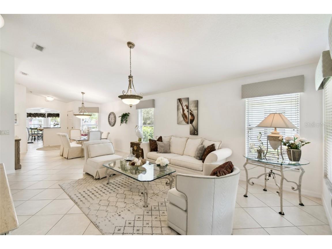 560 Grand Canal Dr Kissimmee FL 34759 S5134647 image5