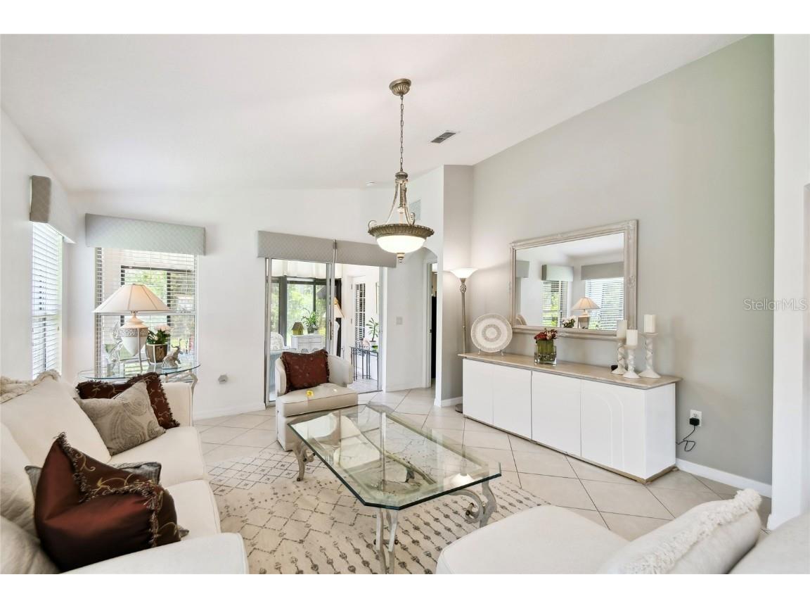 560 Grand Canal Dr Kissimmee FL 34759 S5134647 image7