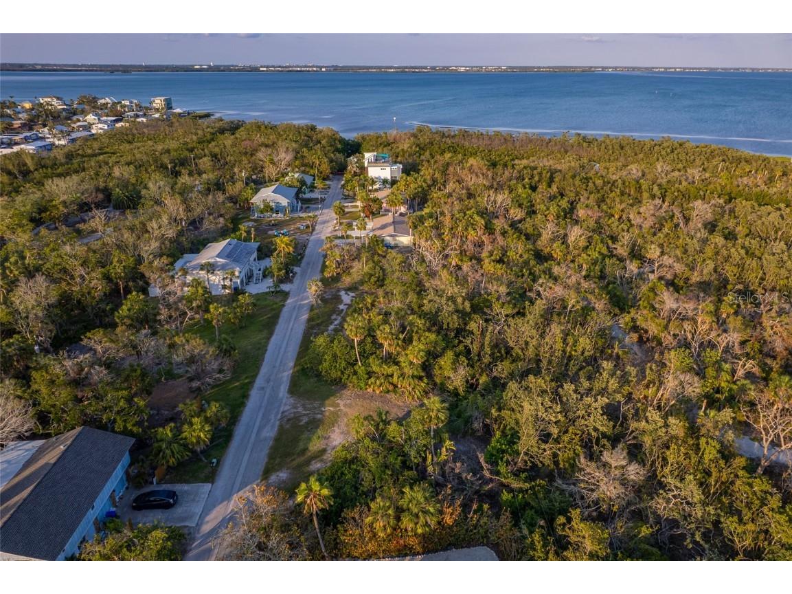 560 Gulf Bay Road Longboat Key FL 34228 A4649200 image25