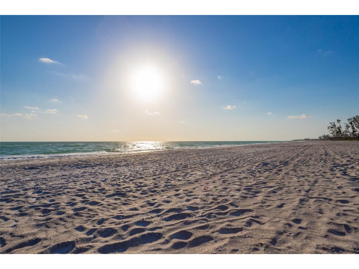 560 Gulf Bay Road Longboat Key FL 34228 A4649200 image29