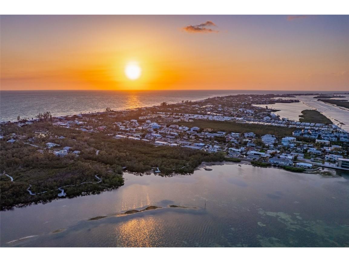 560 Gulf Bay Road Longboat Key FL 34228 A4649200 image6