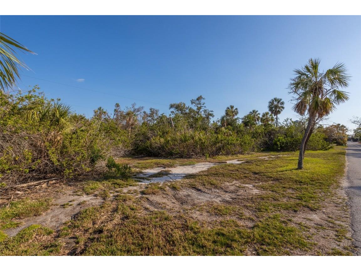 560 Gulf Bay Road Longboat Key FL 34228 A4649200 image8