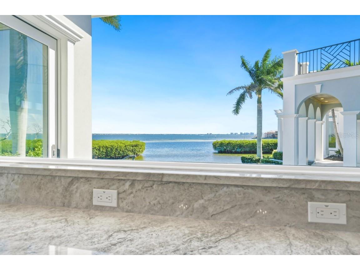 560 Harbor Point Road Longboat Key FL 34228 - SARASOTA BAY A4671218 image30