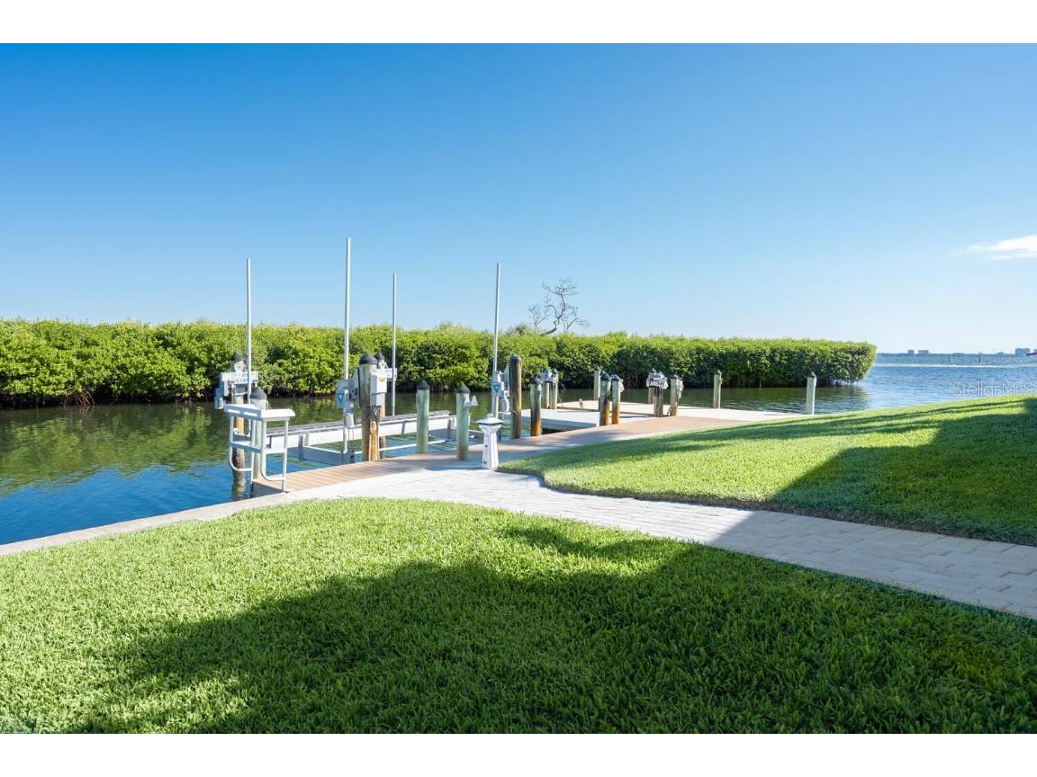 560 Harbor Point Road Longboat Key FL 34228 - SARASOTA BAY A4671218 image57