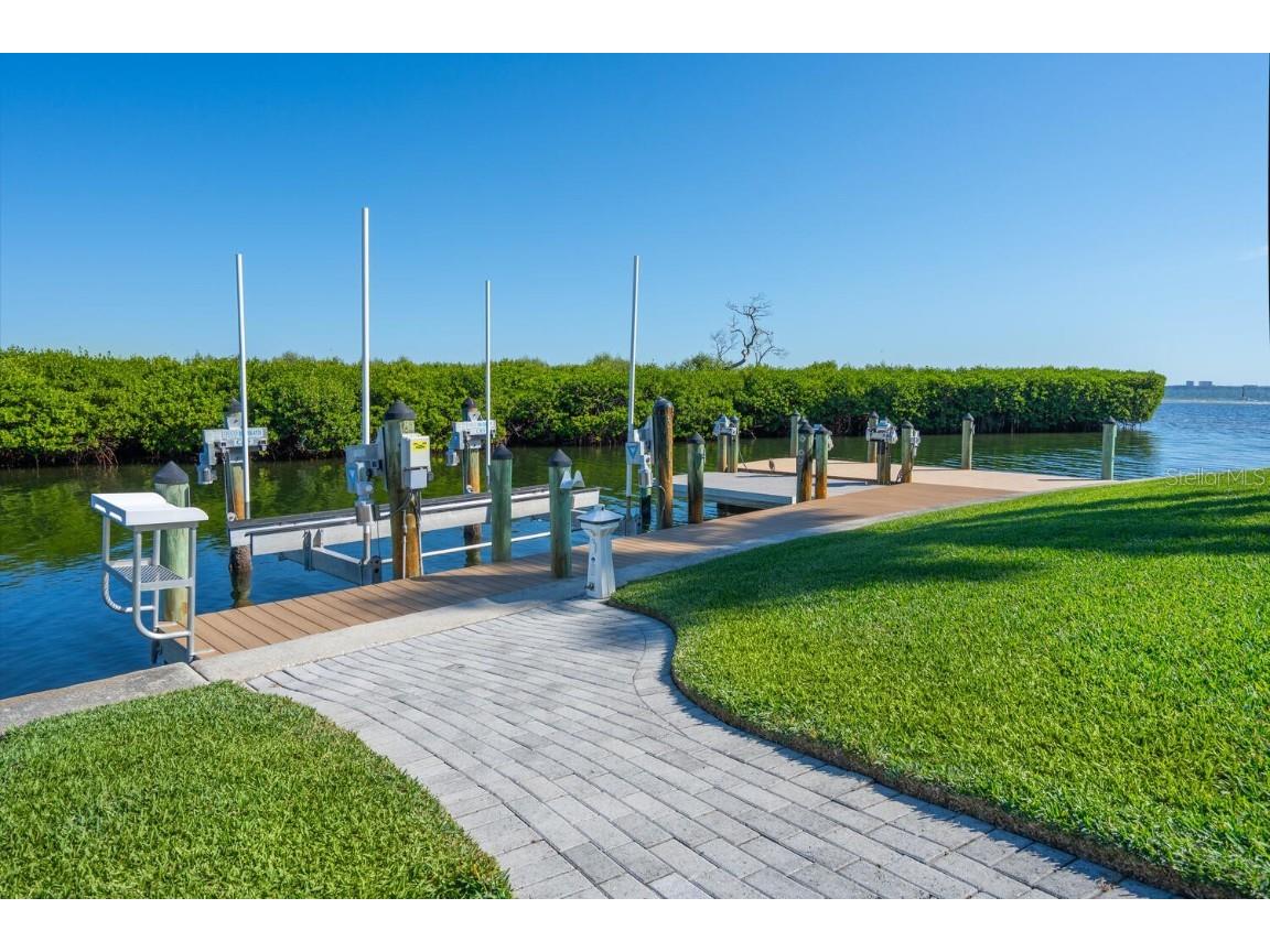 560 Harbor Point Road Longboat Key FL 34228 - SARASOTA BAY A4671218 image58