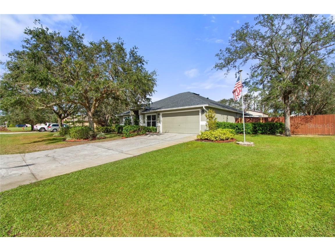 560 Hatchwood Drive Haines City FL 33844 L4950856 image1