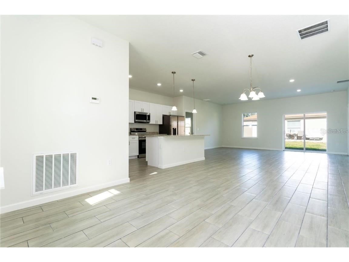 560 Kingfisher Drive Kissimmee FL 34759 O6355165 image2