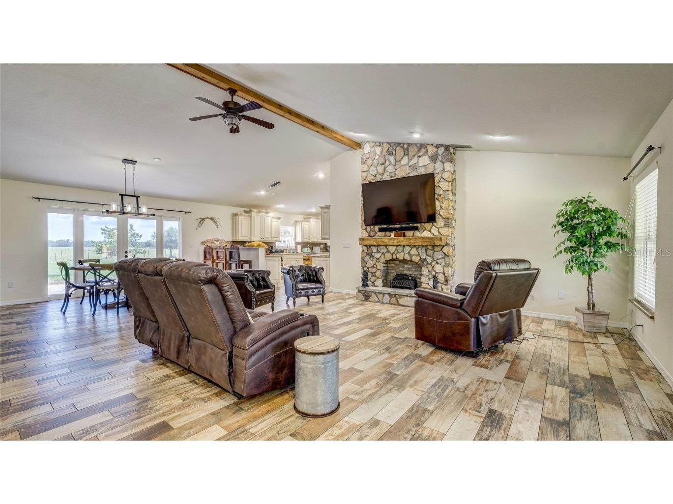 560 Oakford Road Sarasota FL 34240 A4674764 image12