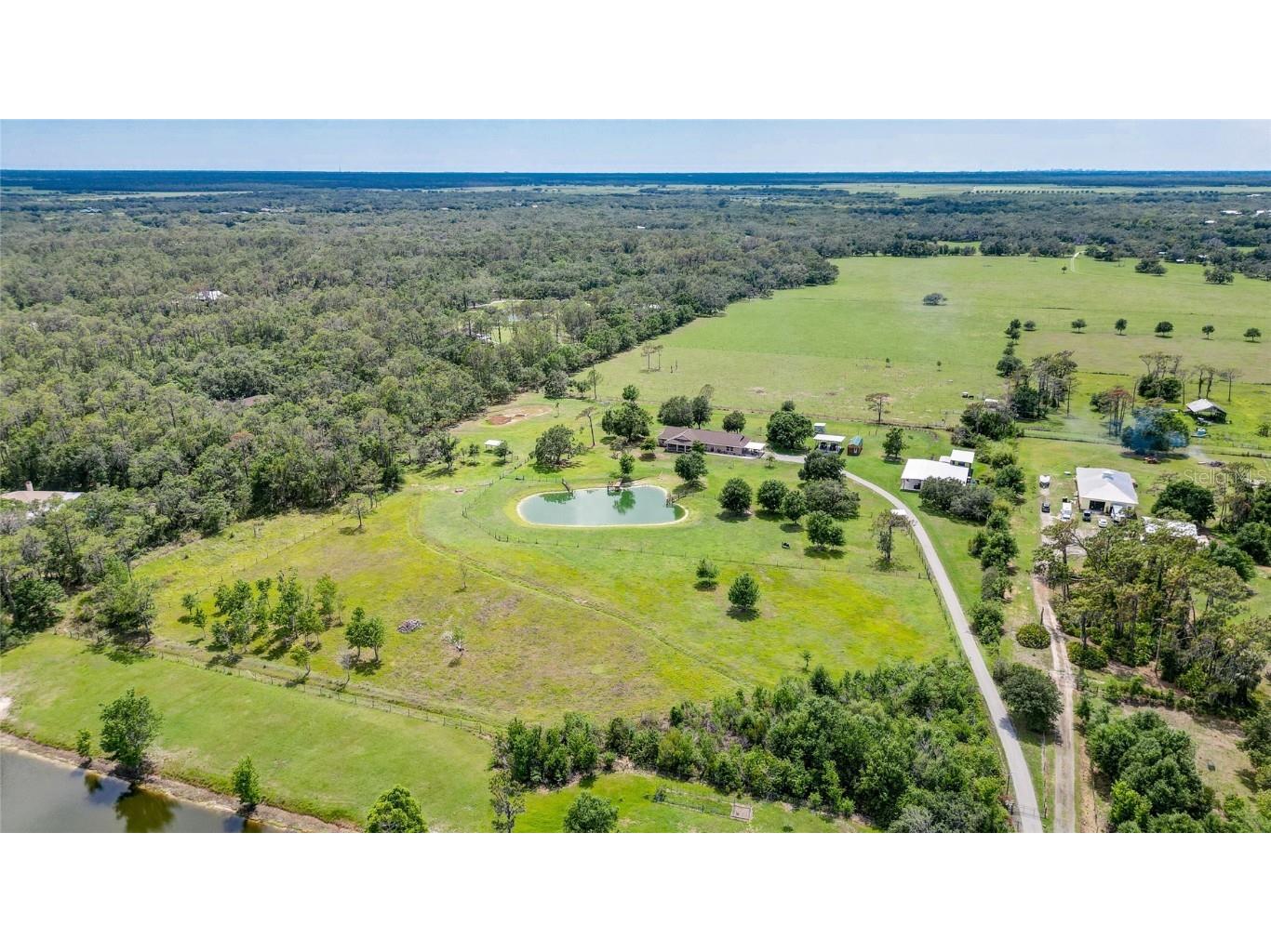 560 Oakford Road Sarasota FL 34240 A4674764 image40