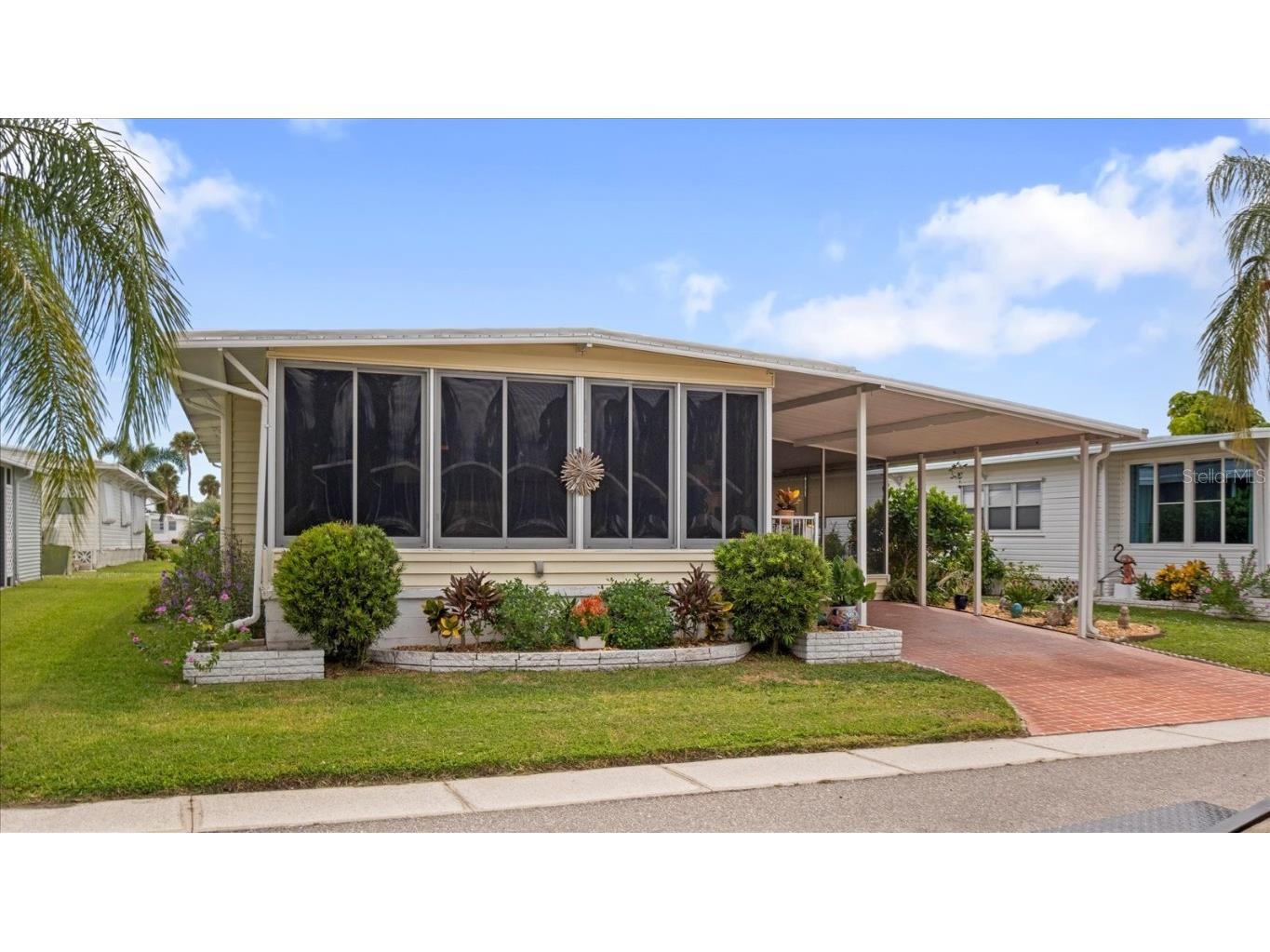 560 Oriental Poppy Drive Venice FL 34293 N6128720 image1