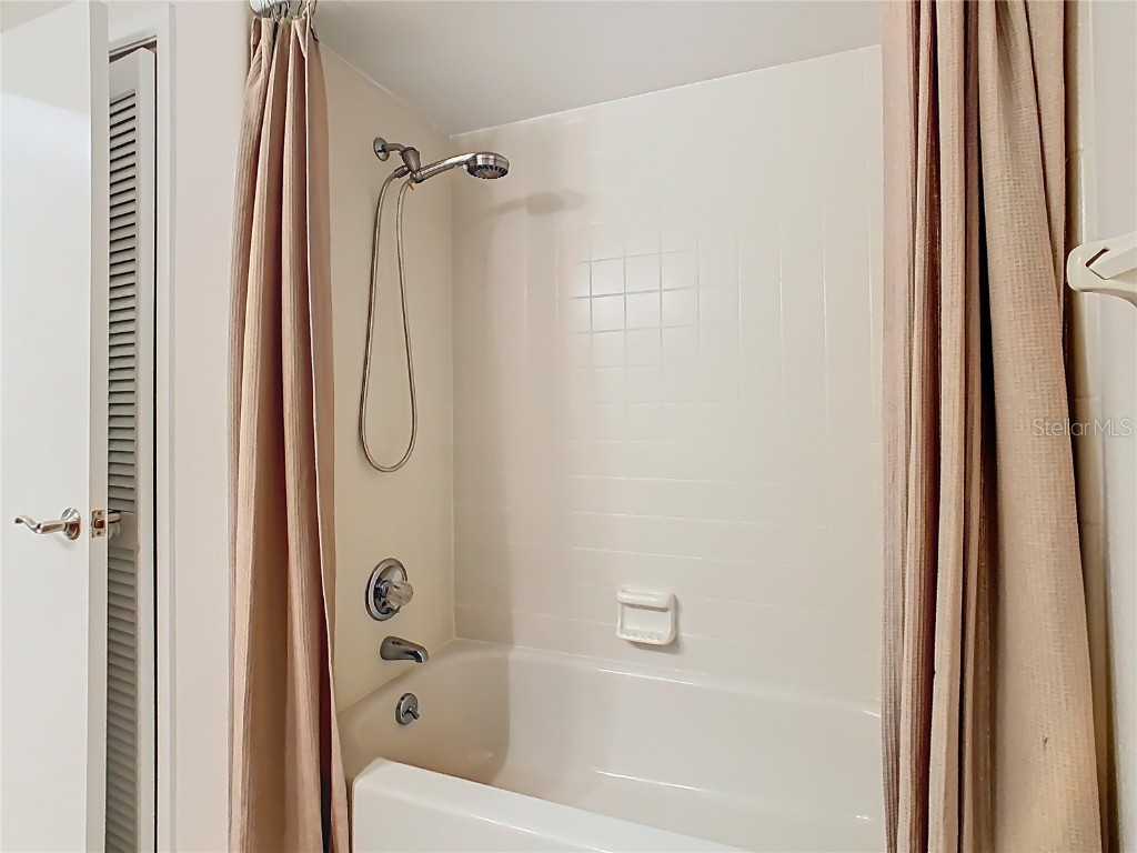 560 Saint Andrews Rd Winter Haven FL 33884 P4936103 image26