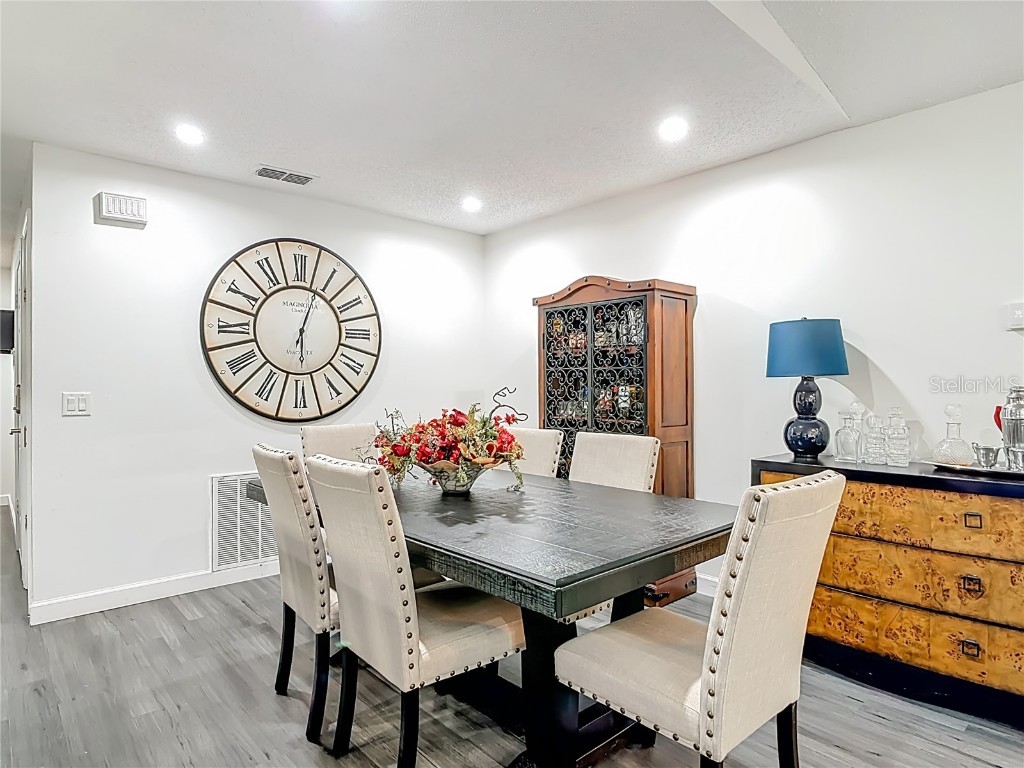 560 Saxon Boulevard Deltona FL 32725 O6356264 image15