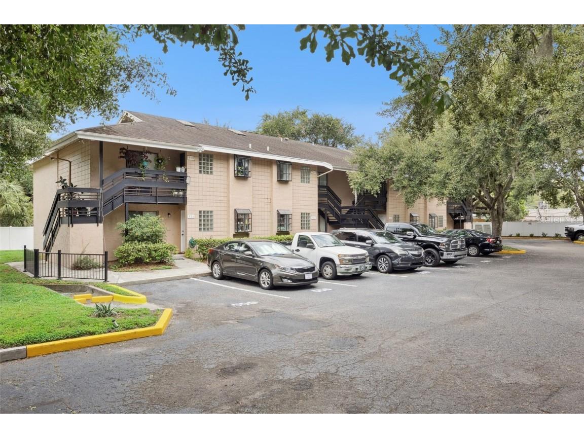 560 Trellis Court #B Orlando FL 32809 O6347670 image1