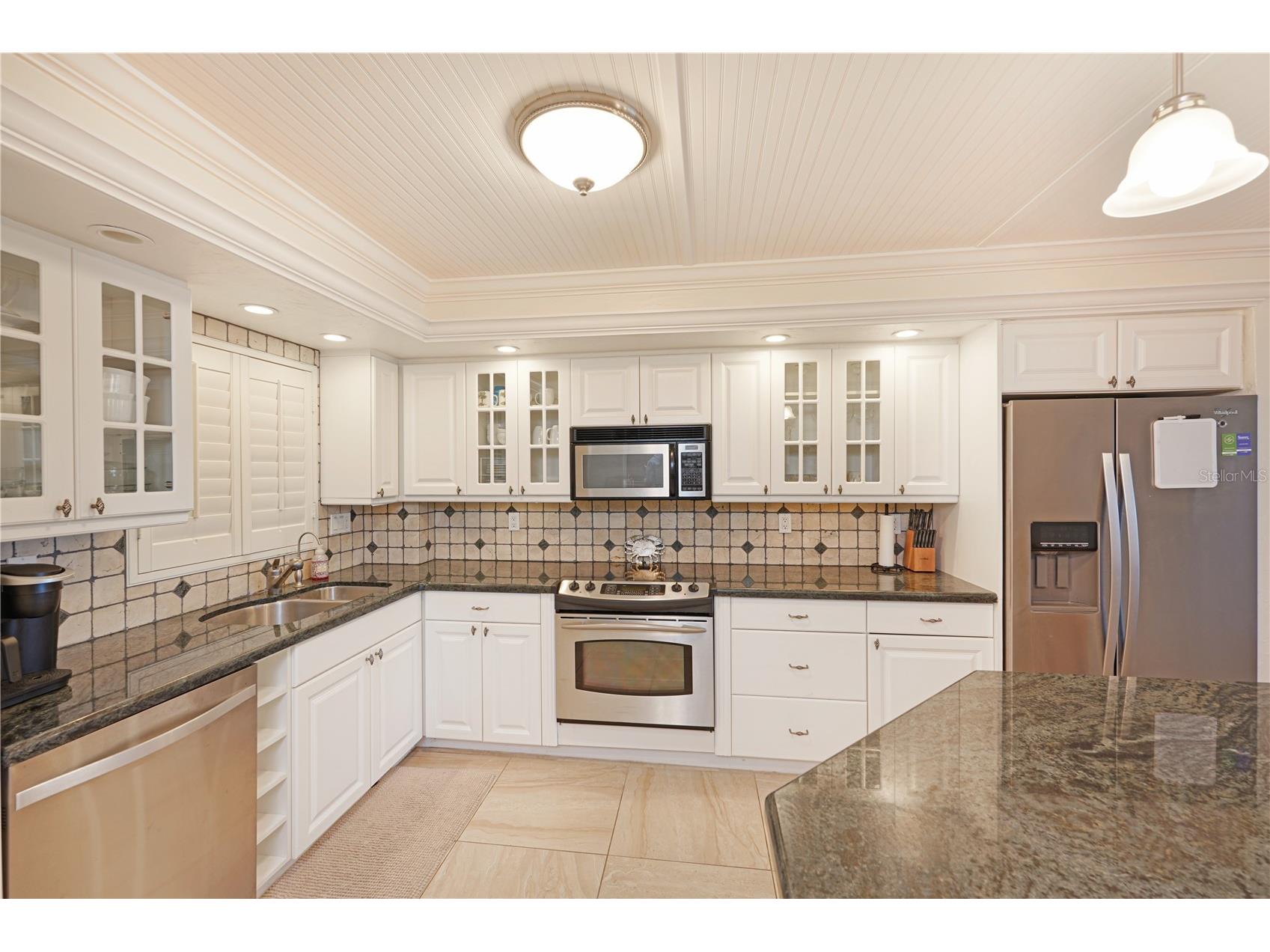 5600 Beach Way Dr #213 Sarasota FL 34242 - SIESTA KEY PUBLIC BEACH A4697642 image3