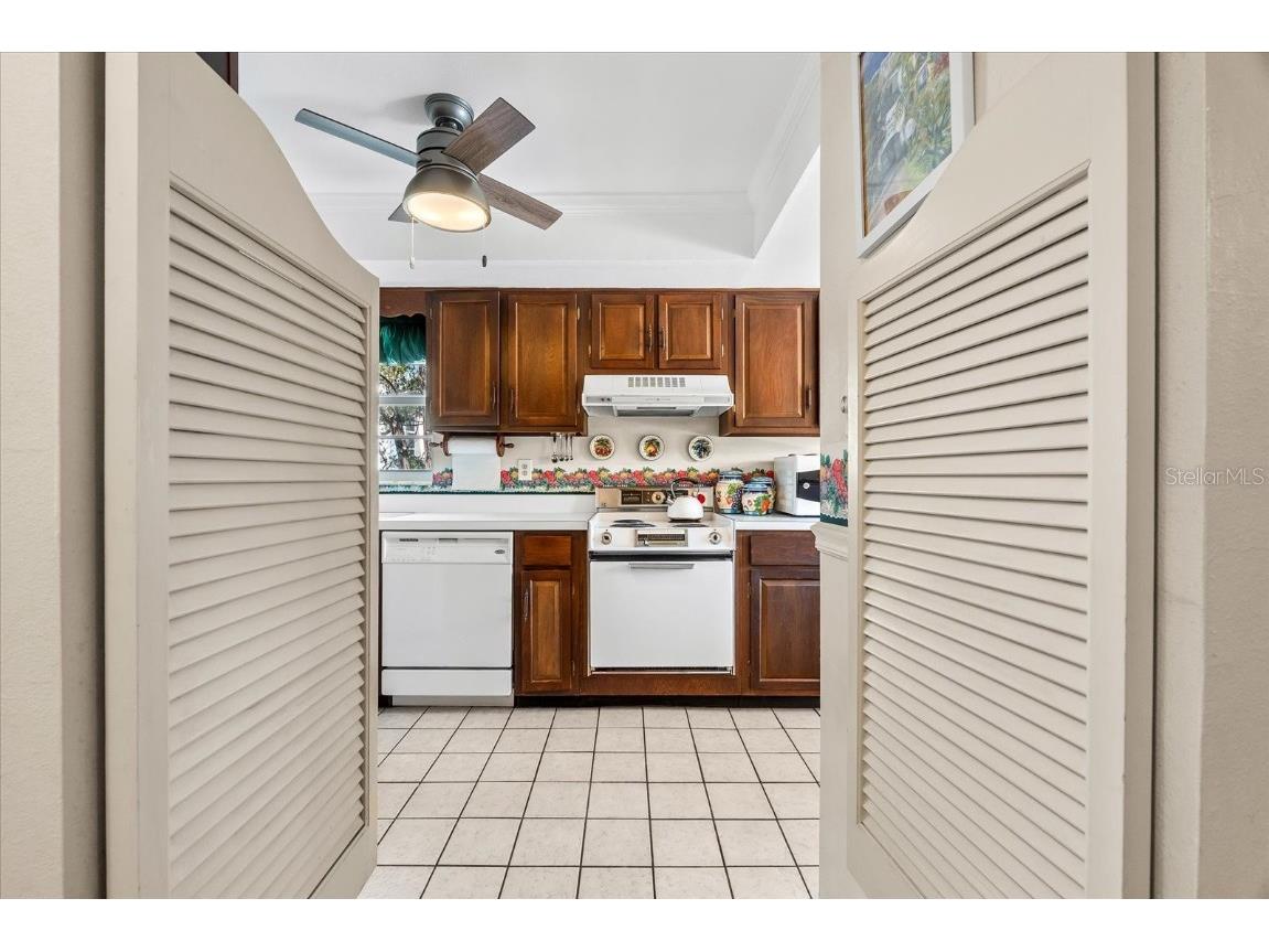 5600 Beach Way Drive #201 Sarasota FL 34242 A4654536 image9