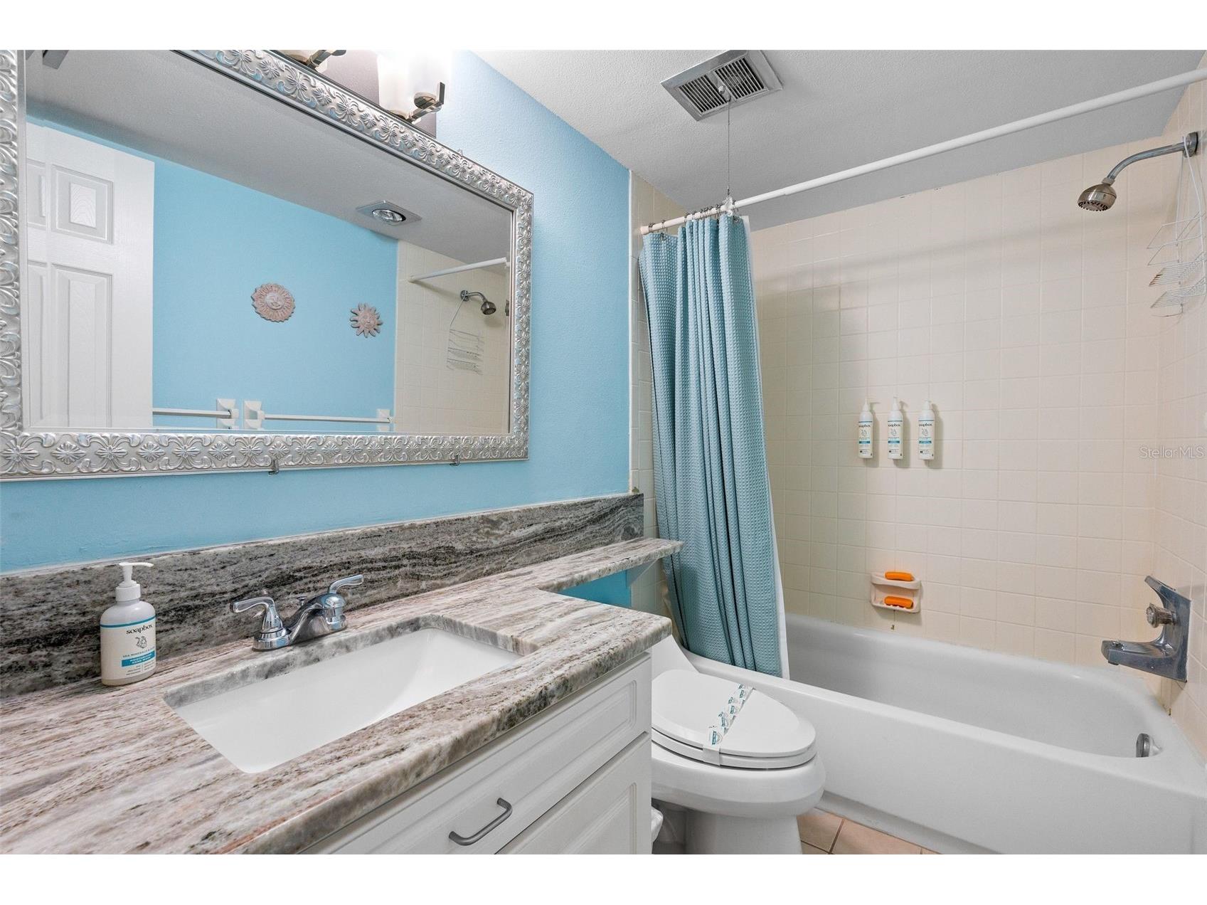 5600 Beach Way Drive #210 Sarasota FL 34242 - GULF OF MEXICO A4684669 image29