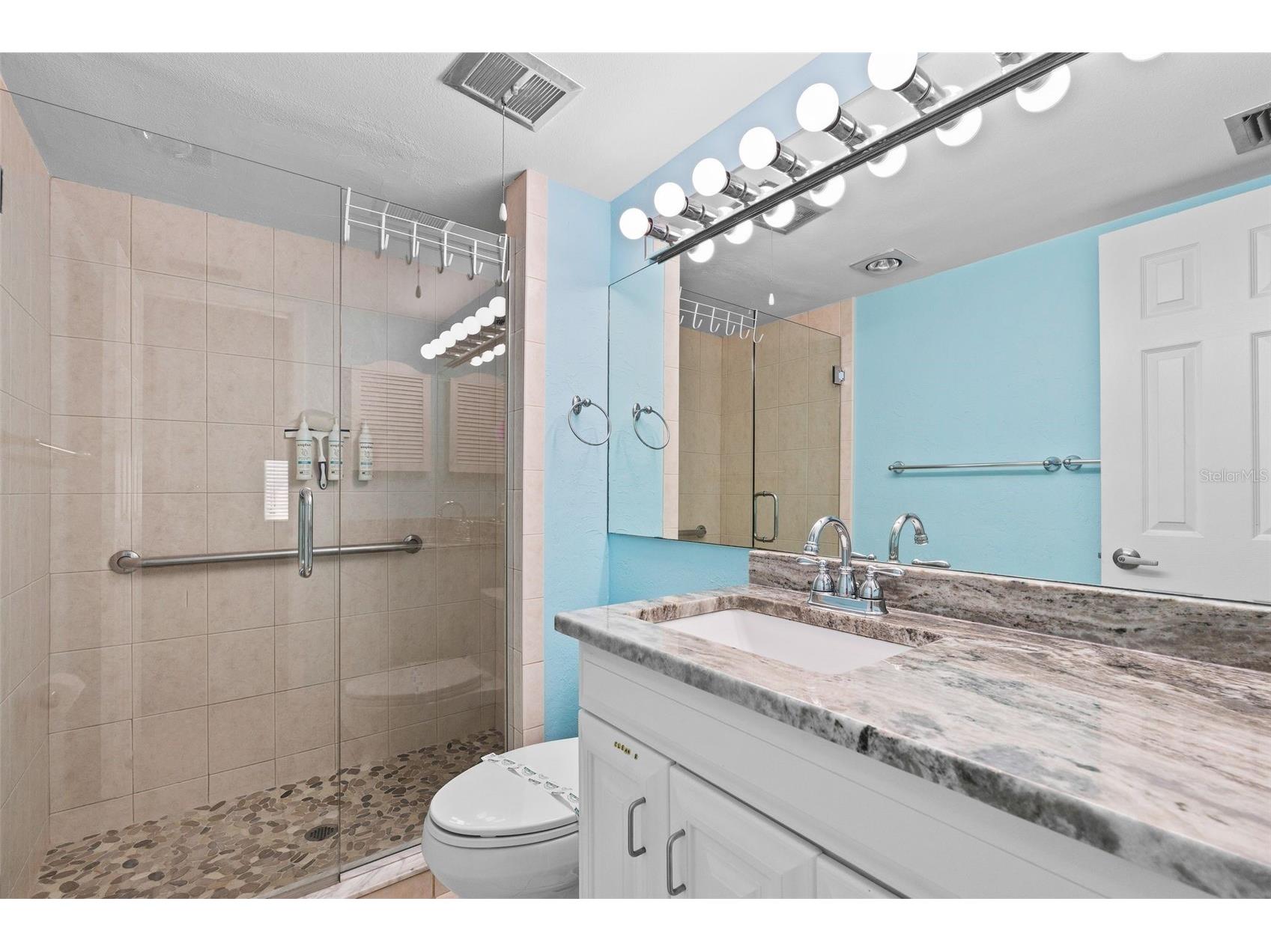 5600 Beach Way Drive #210 Sarasota FL 34242 - GULF OF MEXICO A4684669 image30