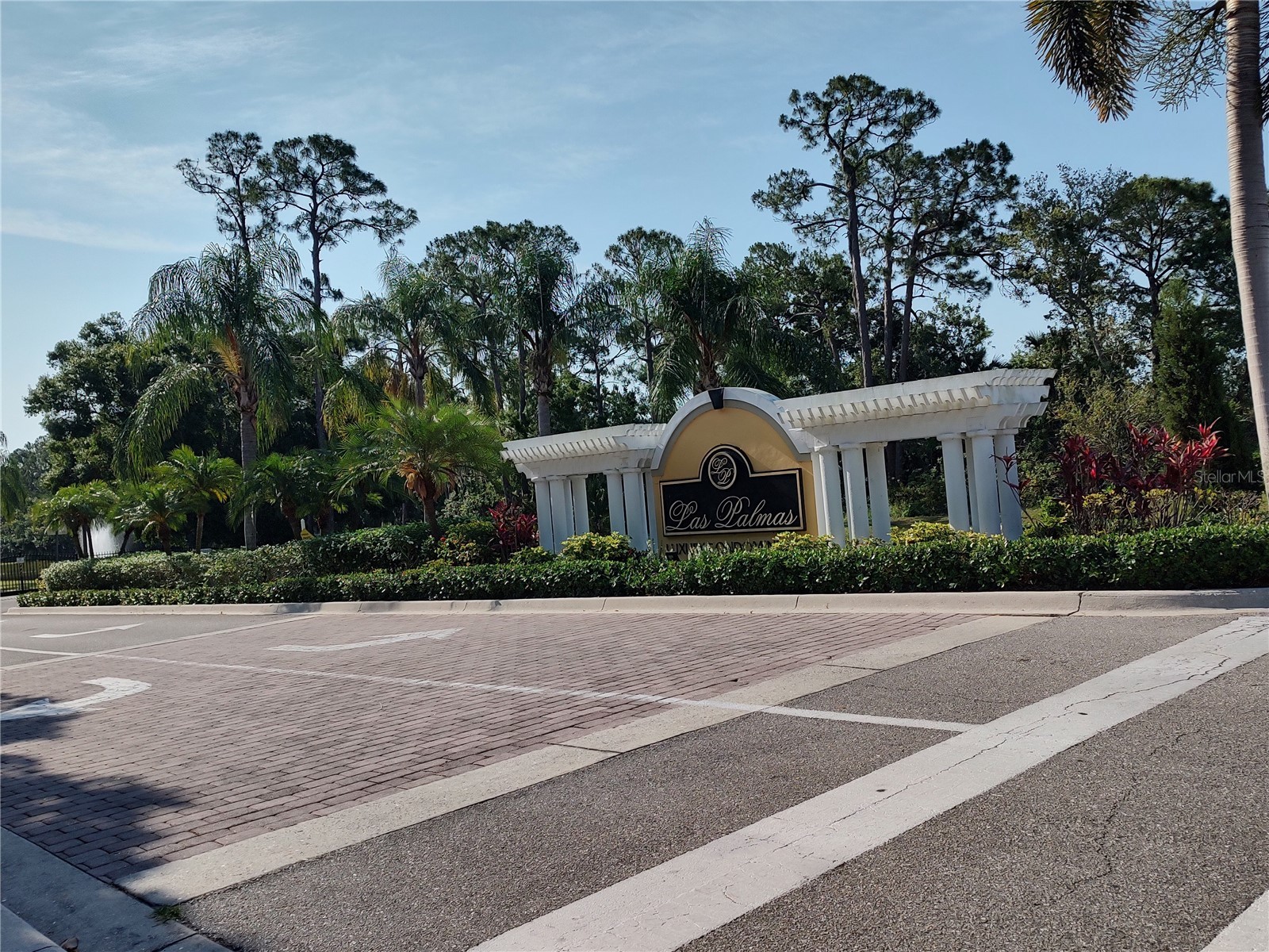 5600 Bentgrass Drive #8-103 Sarasota FL 34235 A4690723 image2
