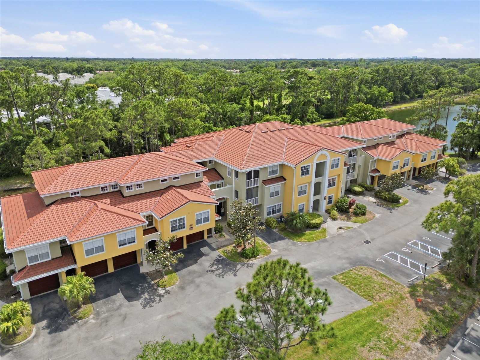 5600 Bentgrass Drive #8-107 Sarasota FL 34235 A4691674 image1