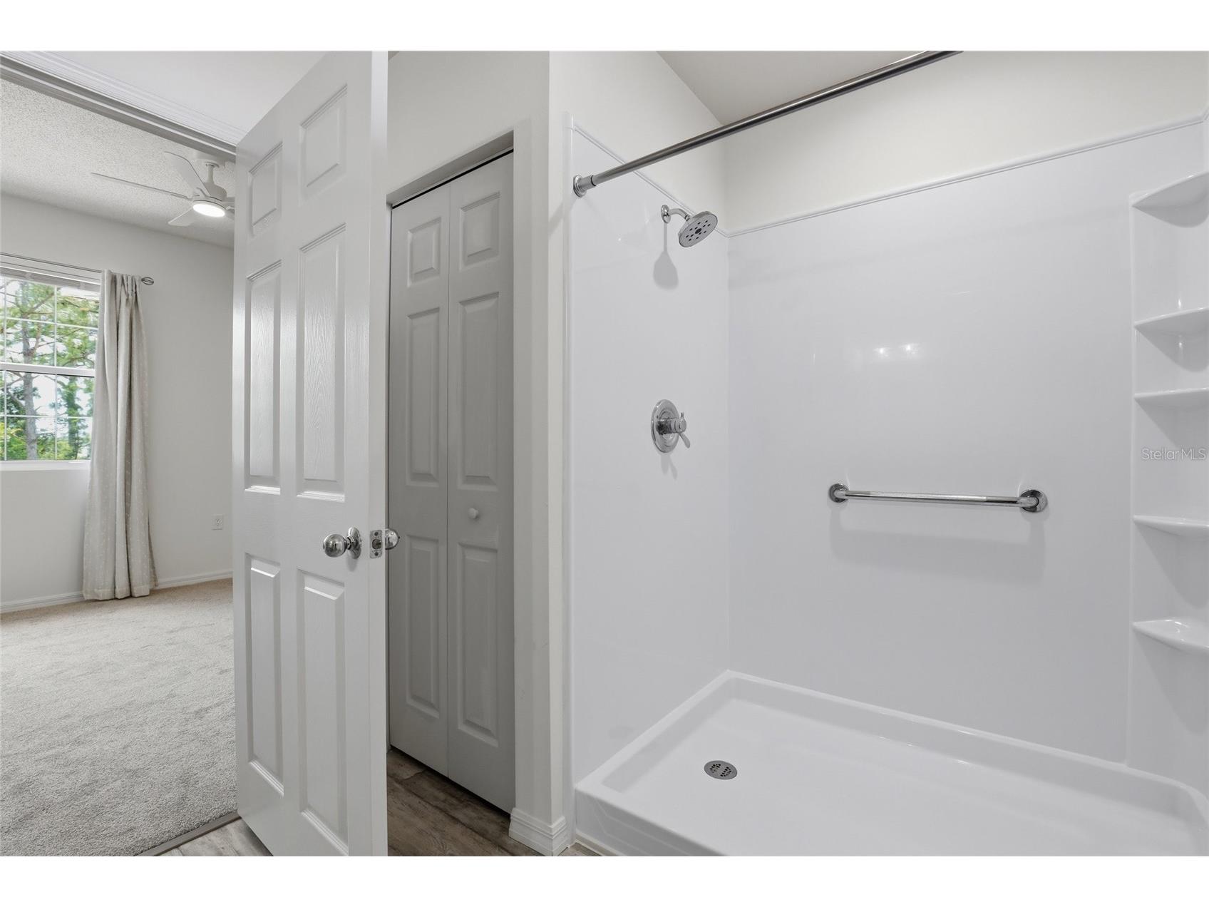 5600 Bentgrass Drive #8-107 Sarasota FL 34235 A4691674 image17
