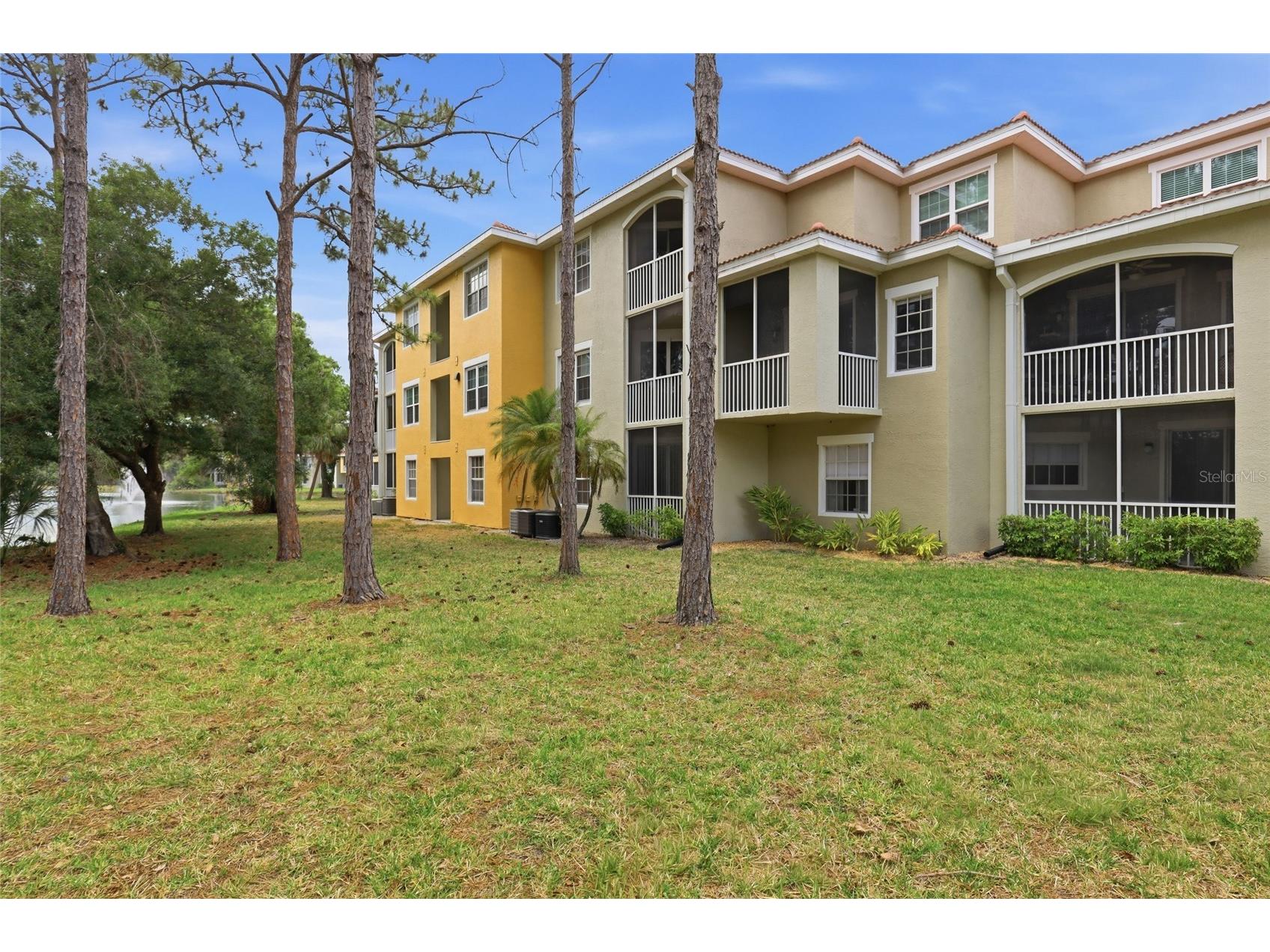 5600 Bentgrass Drive #8-107 Sarasota FL 34235 A4691674 image21