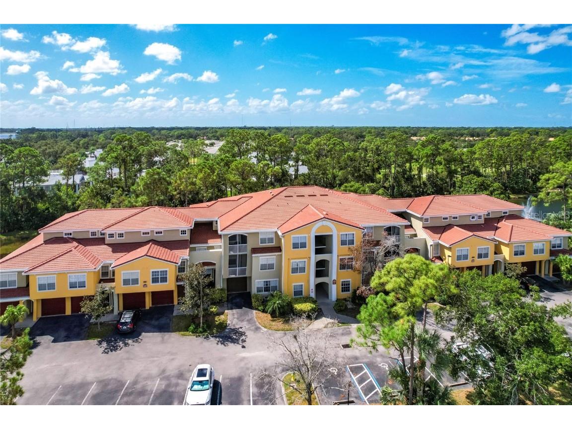 5600 Bentgrass Drive #8-302 Sarasota FL 34235 O6349011 image1