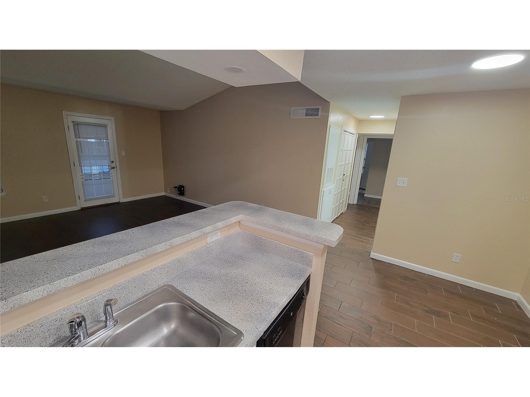 5600 Devonbriar Way #N202 Orlando FL 32822 O6376711 image9