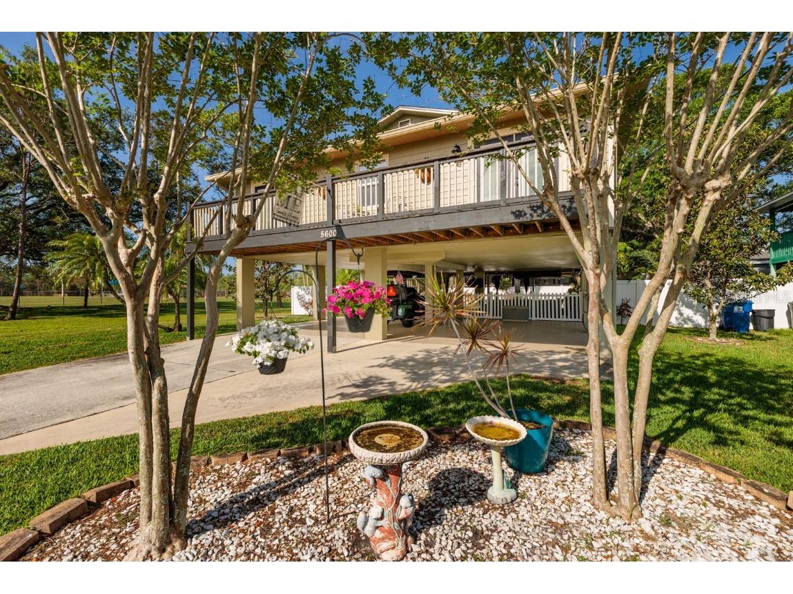 5600 Lee Street NE Saint Petersburg FL 33704 - TAMPA BAY TB8367923 image1