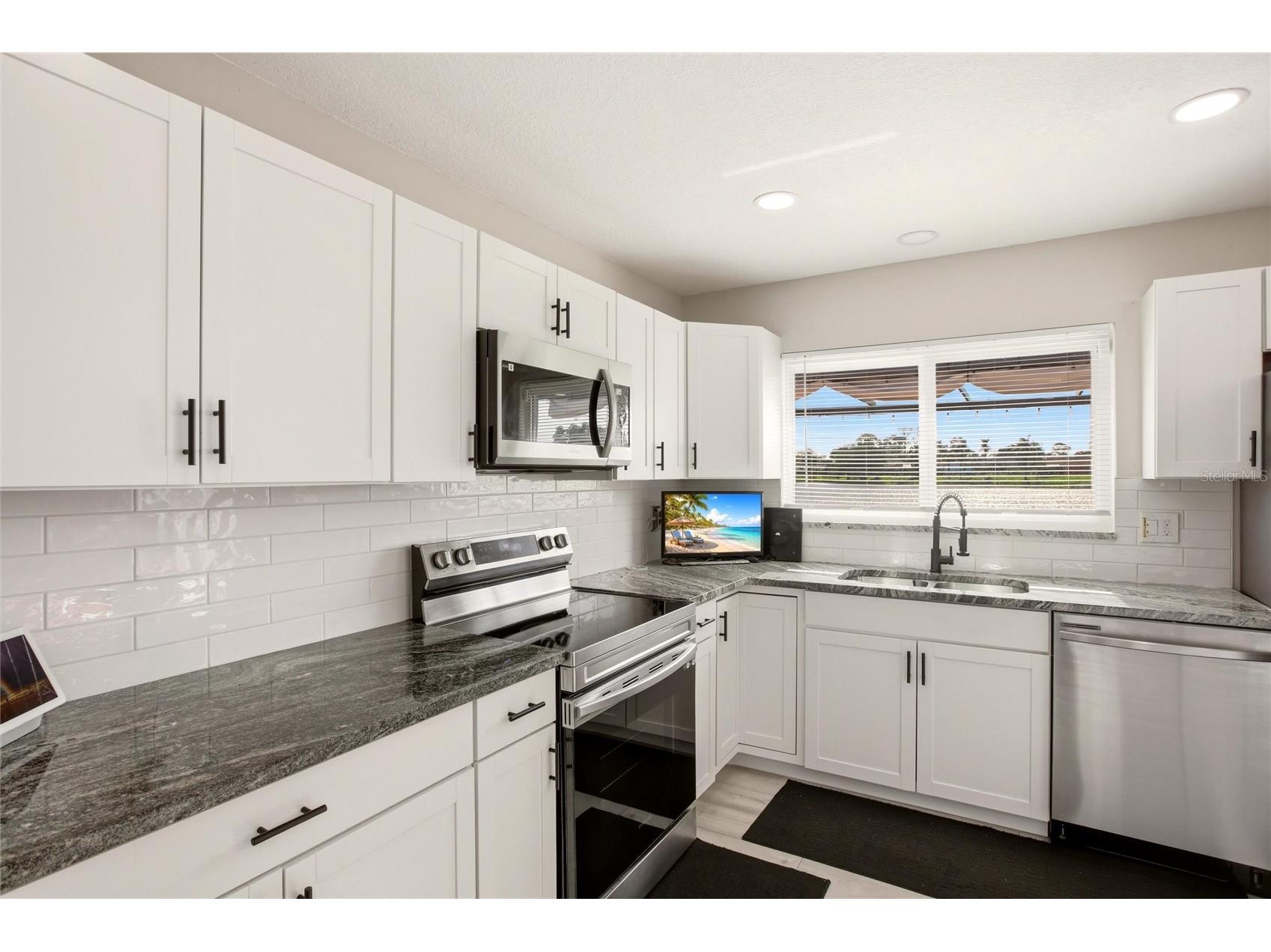 5600 Lingle Street North Port FL 34287 C7526584 image8