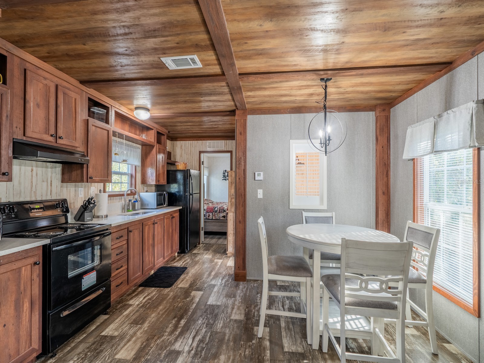 5600 NE Nfr 5 Silver Springs FL 34488 - GRASSY LAKE & PRIVATE OM715653 image9