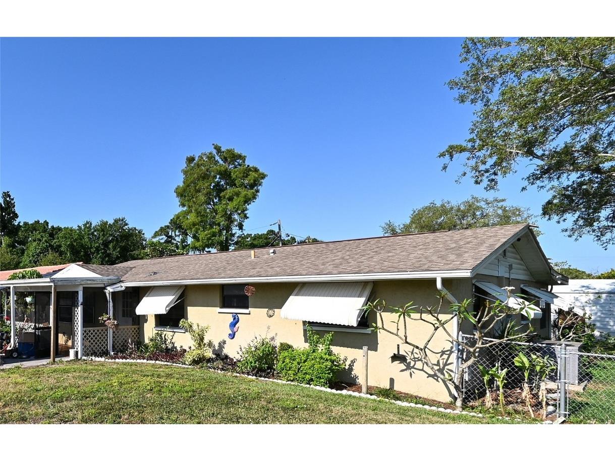 5600 S Lockwood Ridge Road Sarasota FL 34231 A4603272 image1