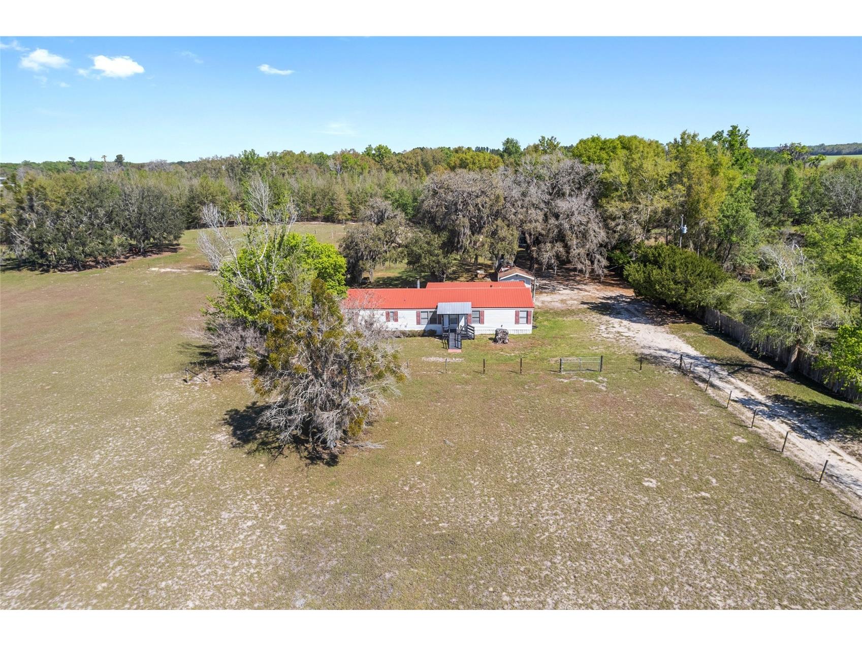 5600 SE 39th Street Trenton FL 32693 O6392741 image1