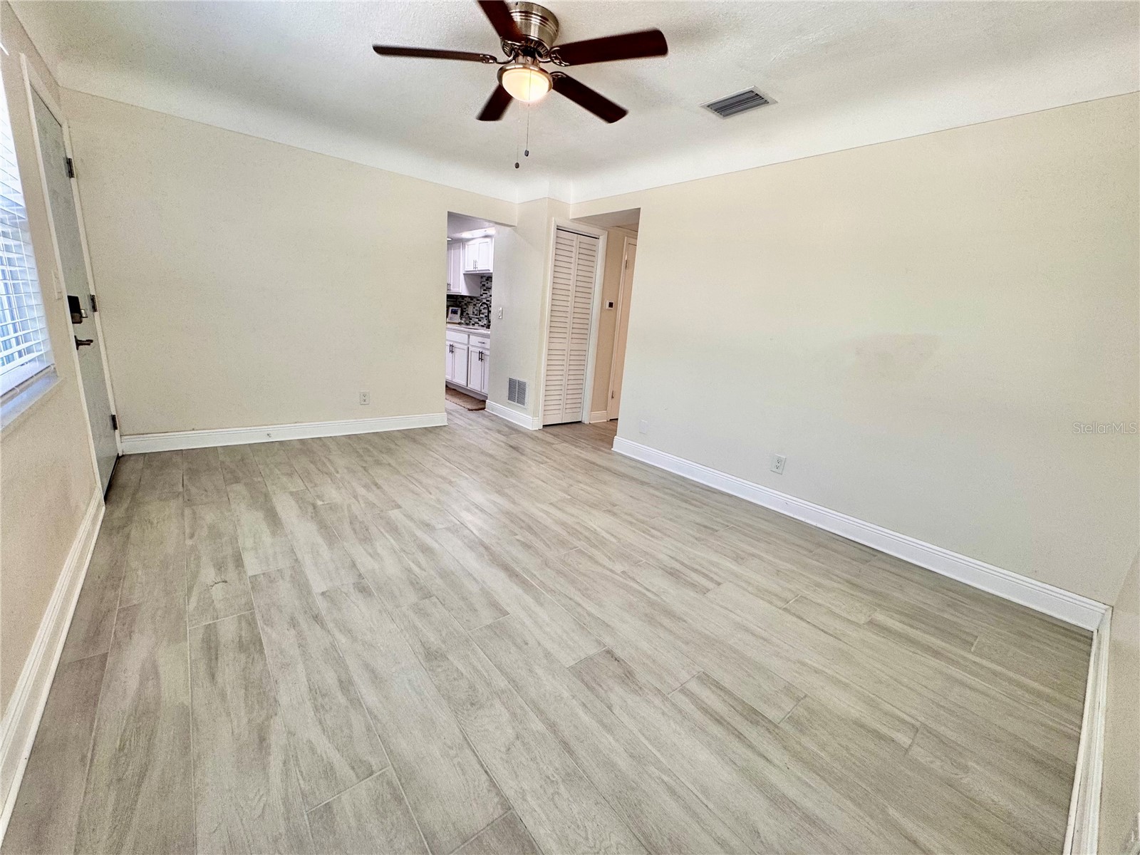 5601 62nd Way N Saint Petersburg FL 33709 TB8480062 image4