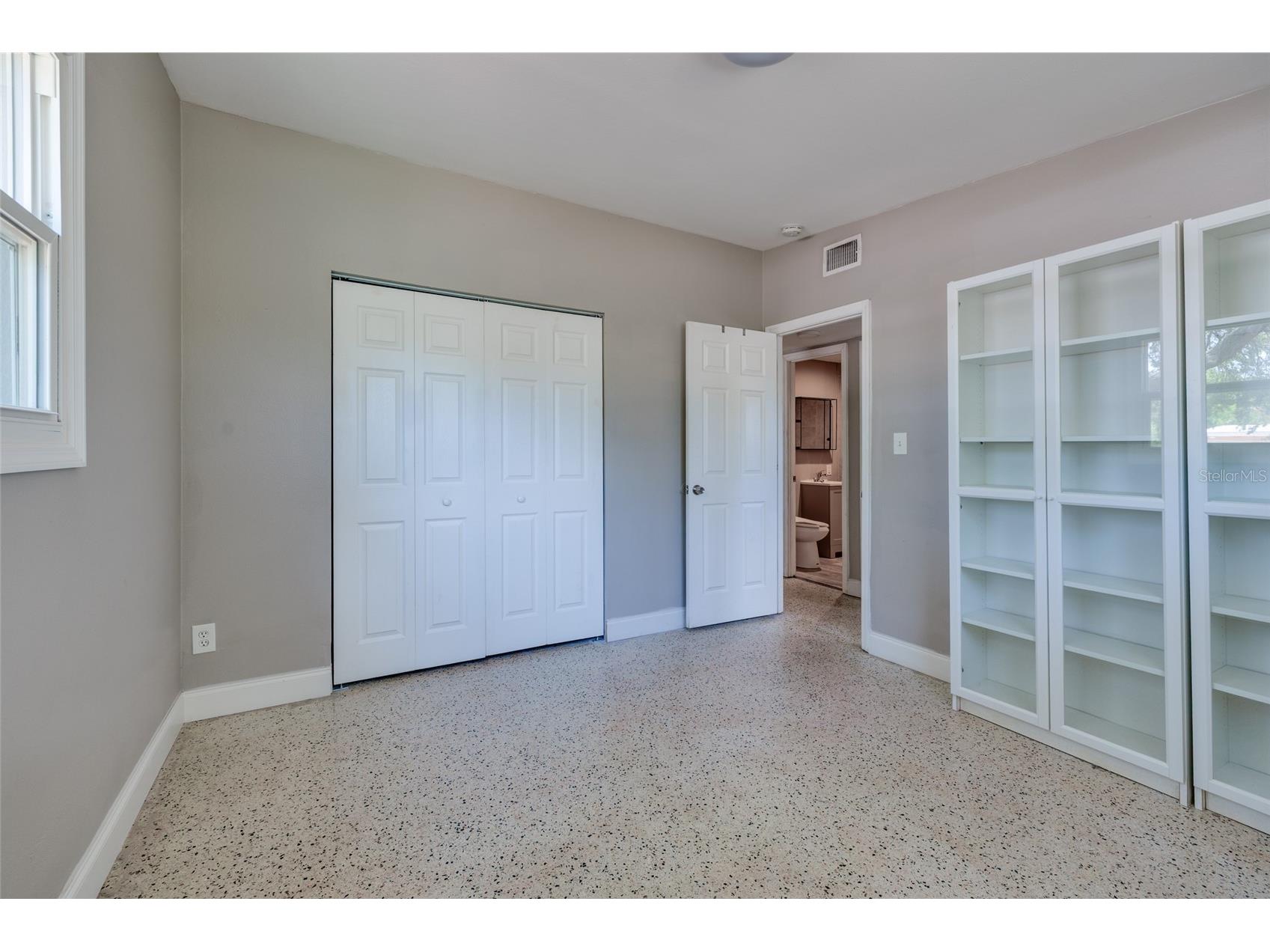 5601 Cedar Street NE Saint Petersburg FL 33703 TB8523464 image14