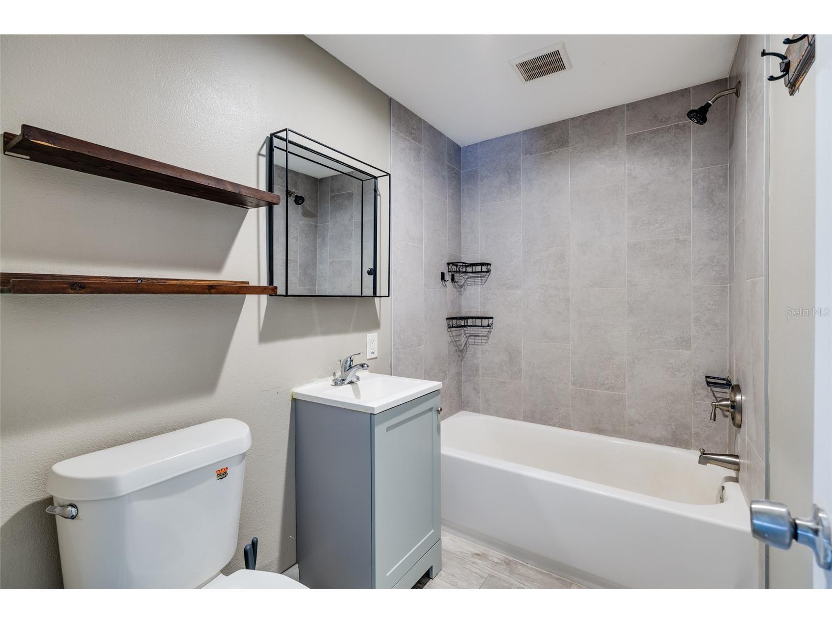 5601 Cedar Street NE Saint Petersburg FL 33703 TB8523464 image16