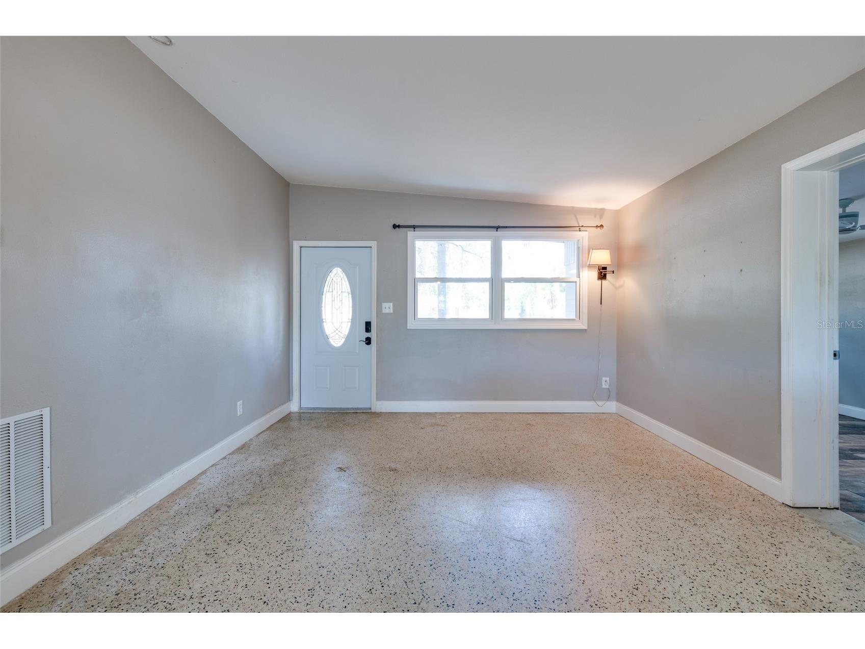 5601 Cedar Street NE Saint Petersburg FL 33703 TB8523464 image5