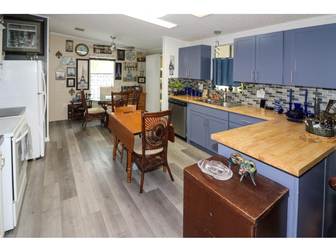 5601 Duncan Road #43 Punta Gorda FL 33982 C7523231 image4