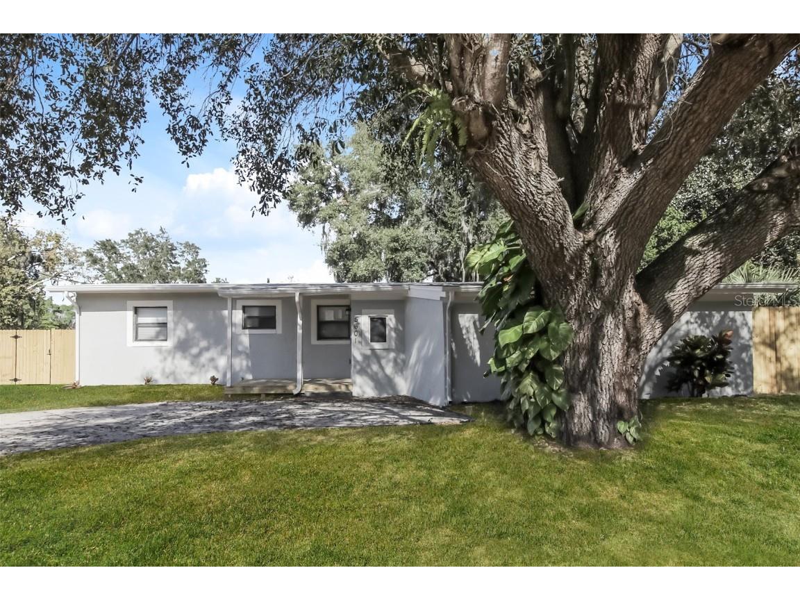 5601 Elon Drive Orlando FL 32808 O6222568 image1