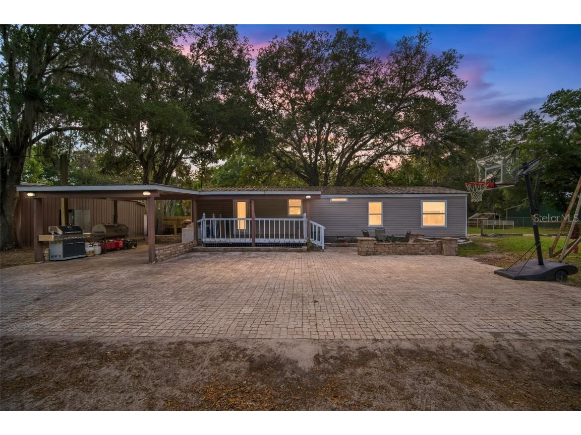 5601 Joyce Sheffield Lane Plant City FL 33565 T3440737 image1