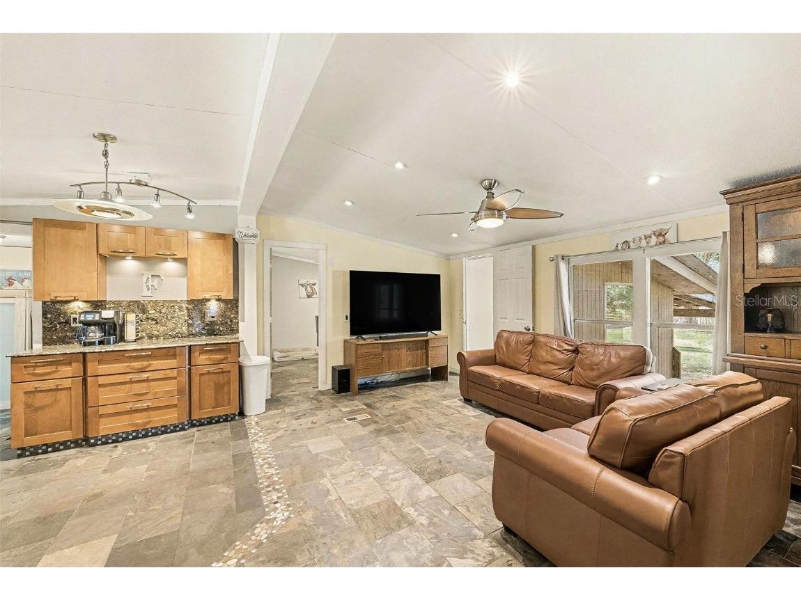 5601 Joyce Sheffield Lane Plant City FL 33565 TB8455034 image9