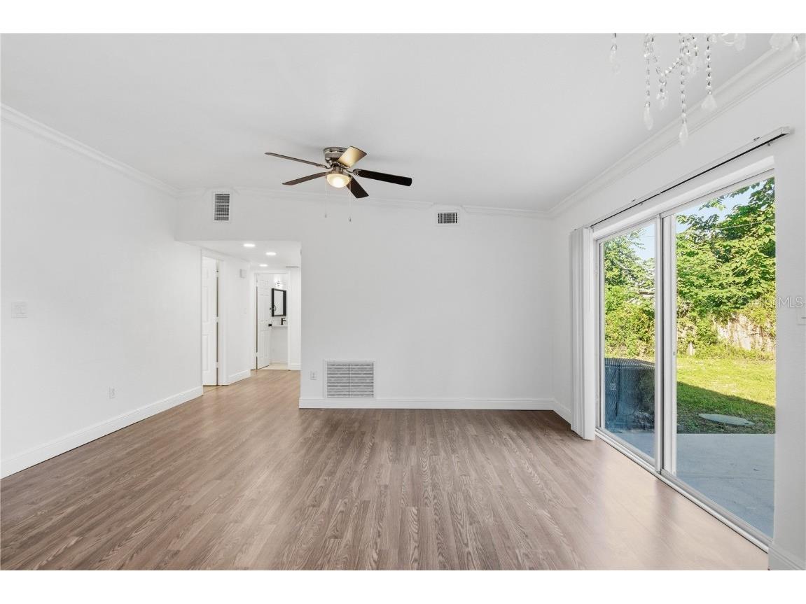 5601 Meridian Way Orlando FL 32808 O6356948 image11