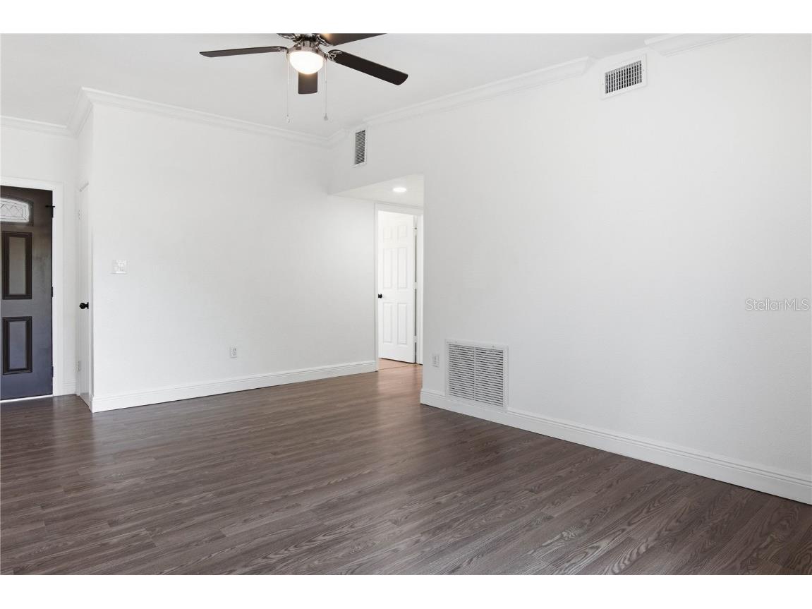 5601 Meridian Way Orlando FL 32808 O6356948 image15